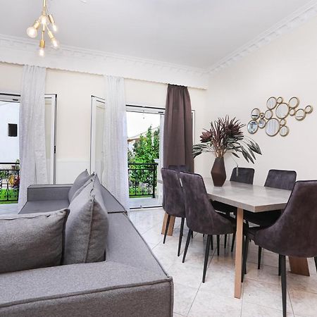 White Pearl 1 Apartment Petrití Екстериор снимка