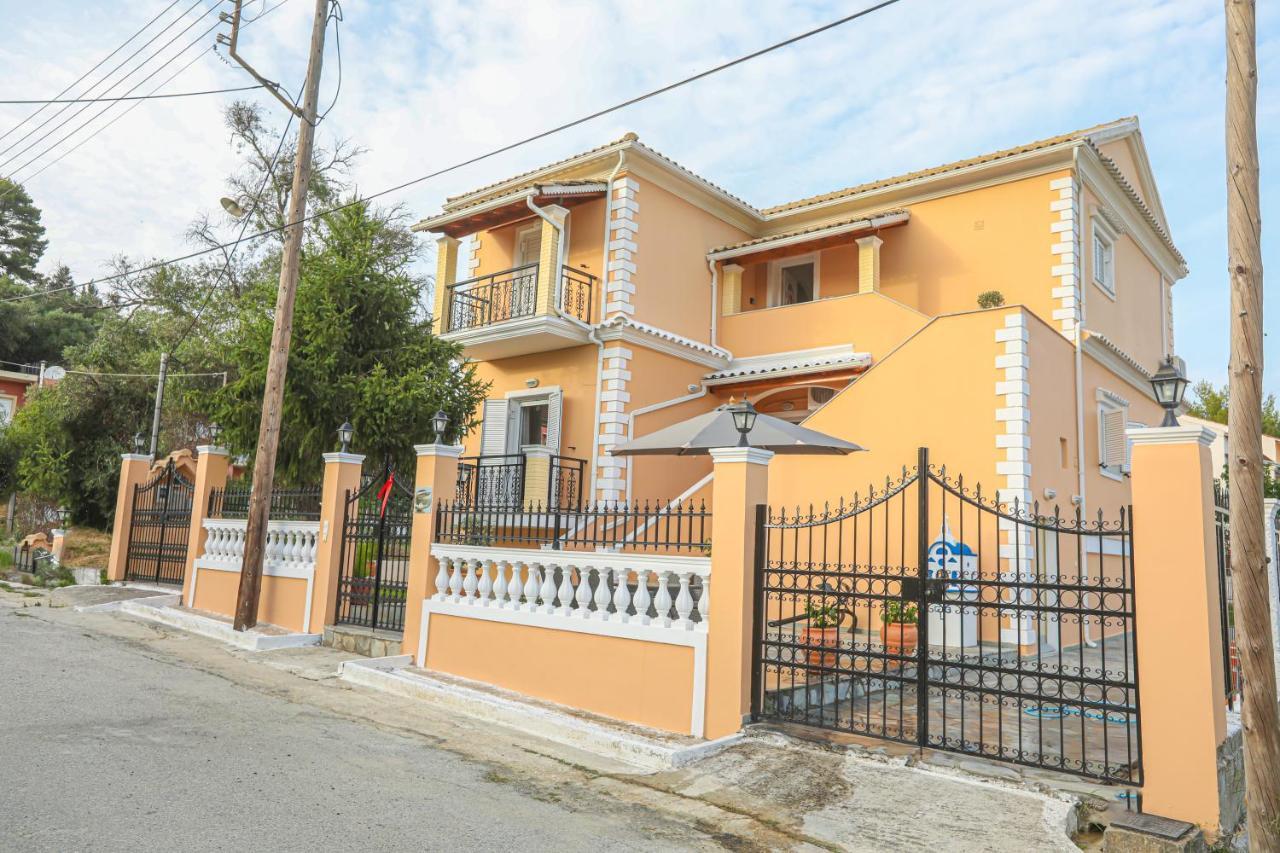 White Pearl 1 Apartment Petrití Екстериор снимка