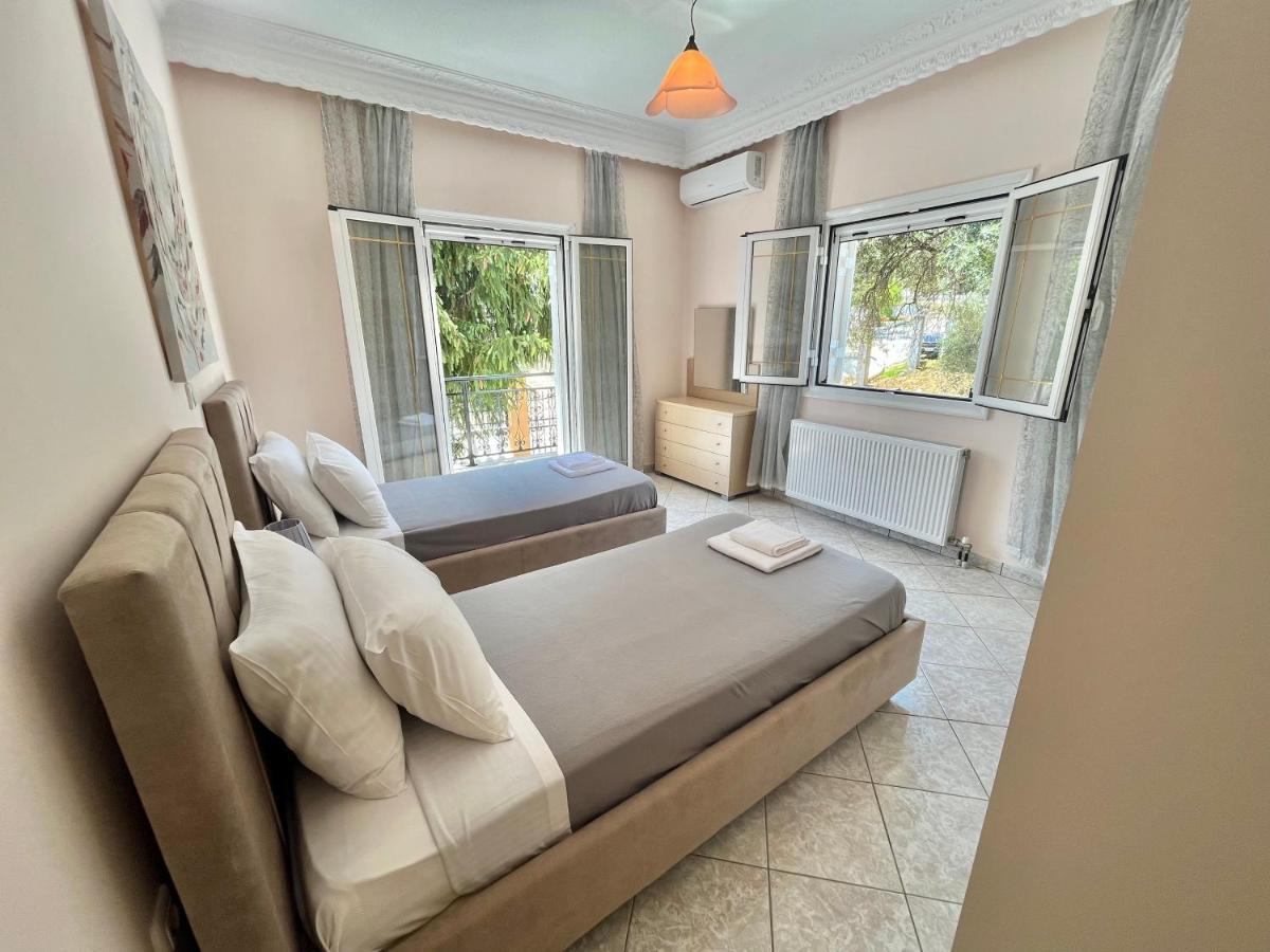 White Pearl 1 Apartment Petrití Екстериор снимка